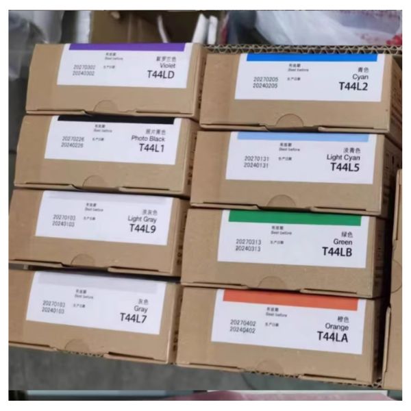 Eps on T44 Original for Cartridge 700ml Full Color Compatible with P7580 P9580 Digital Printing Japan