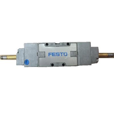 Valve solénoïde Festo MFH-5/3E-1/8-B avec un design intemporel et un boîtier avant fermé pour plus de durabilité