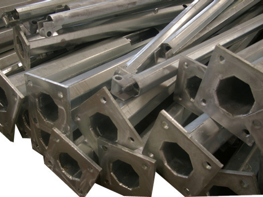 поляки освещения полигона 10м15м 20м на открытом воздухе, сталь гальванизирования поляков уличного света солнечная