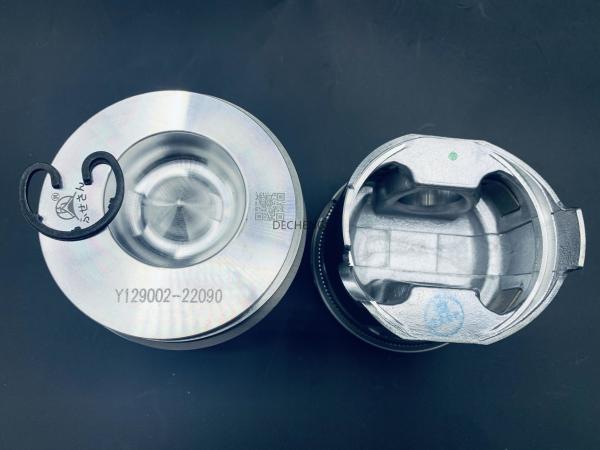 84mm Yanmar Diesel Engine Parts 4D84-3 Y129002-22090 45mm Hydraulic Piston