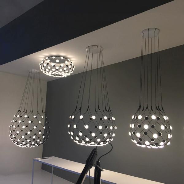 Suspension Moderne Contemporaine en Acrylique Noir Design Nouveau Salle à Manger Salon LED Lustre