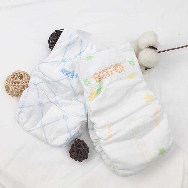 Fraldas de bebê de grande absorção de qualidade suíça OEM Fraldas de bebê macias pull-up