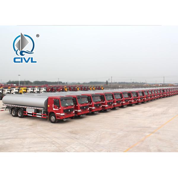 Sinotruk Oil Tanker Truck Fuel Tanker Truck 6x4 25000 L 380HP EUROII / EURO III