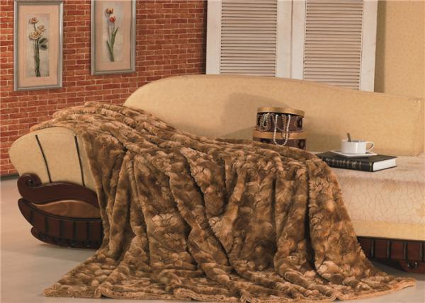 Pattern Brushed Throw Plush Fur Blanket Dry Clean Medium Warmth Durable Fabric