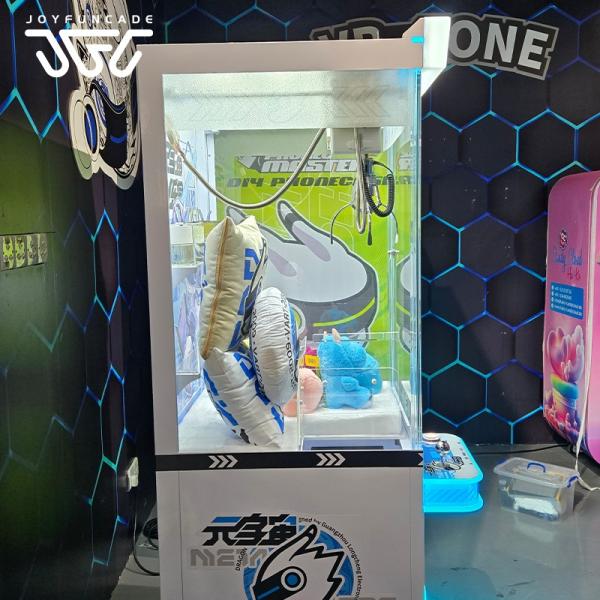 Remote Diagnosis LED Arcade Claw Machine, Strong Durability Crane Machine For Sale