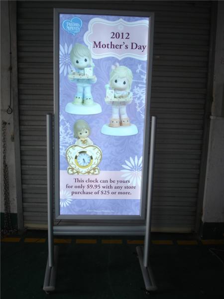 Indoor Floor Stand ODM Aluminum LED Slim Light Box With Wheels