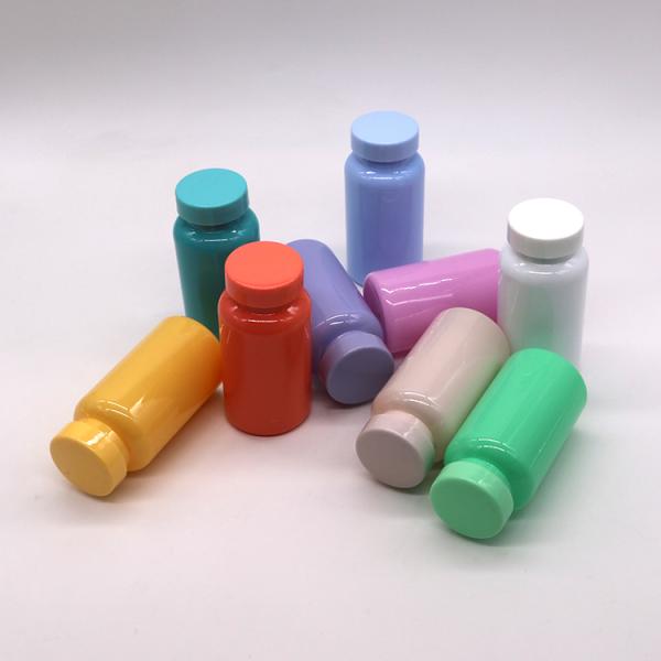 Bouteille en PET personnalisée de 150 ml/5 oz pour comprimés/capsules/poudre/pilules médicinales et capuchon en relief