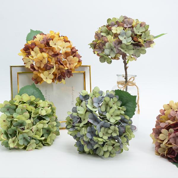 ヨーロッパの油彩画 刺身ボール 単枝シミュレーション 偽りの花 レトロ 花の配列 秋の色 刺身ボール 結婚式のシーン テーブル 花の配列