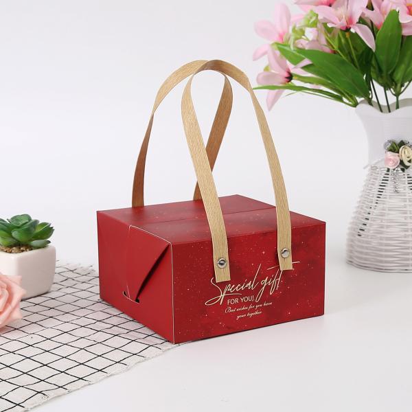 Recyclable Antiwear Paper Birthday Cake Packaging Box With Handles Multipurpose