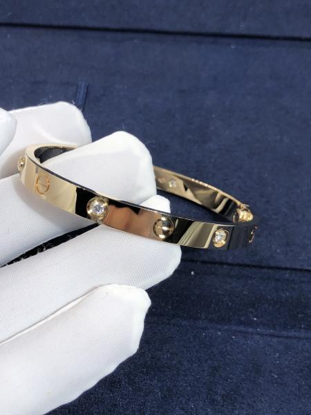 High-End High Quality Elegant Amazing  Car Tier 18k LOVE Bracelet 4 Diamonds
