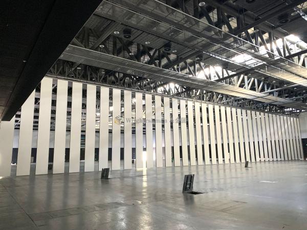 Aluminum Track Moveable Wall Partition for Soundproofing Up To 43-50dB in Commercial Spaces