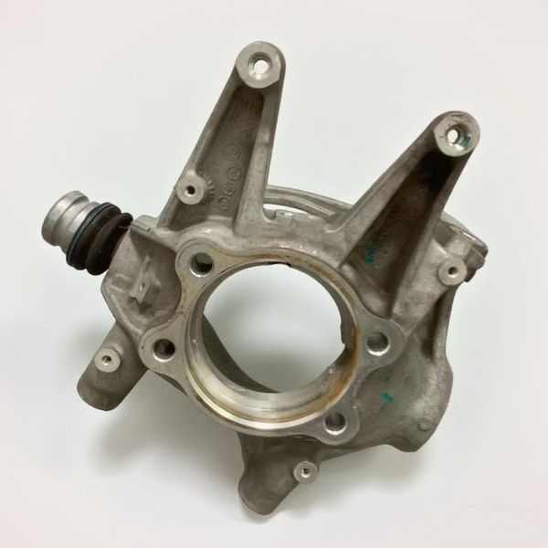 High Quality Spare Car Parts Accessories Rear Right Steering Knuckle For Lamborghini Huracan LP610 LP580 EV0