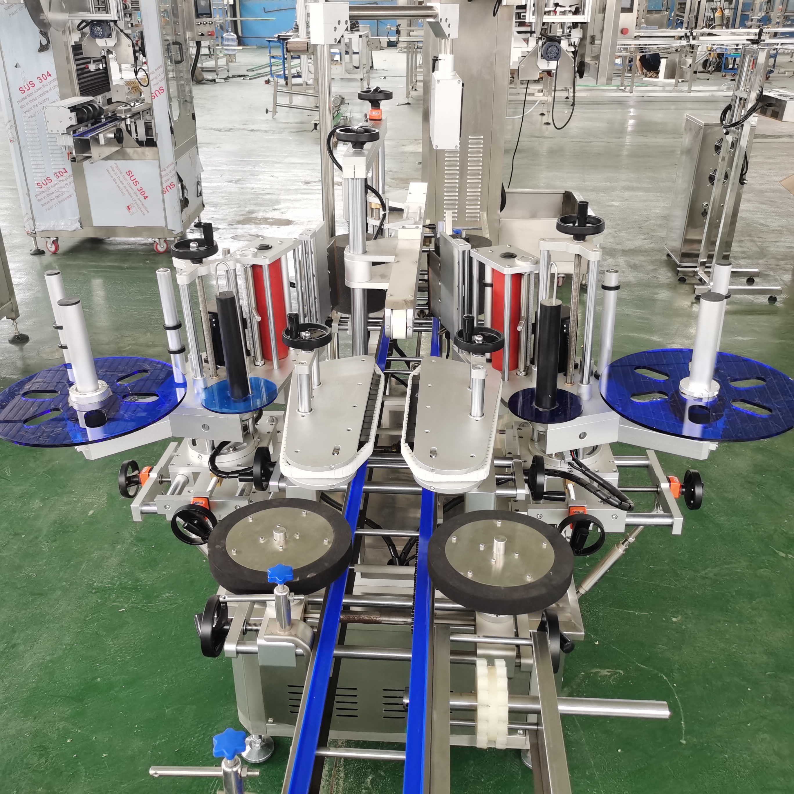 Fully Automatic Flat Round Bottle Labeling Machine for Wine Vodka Beverage Glass Bottles
