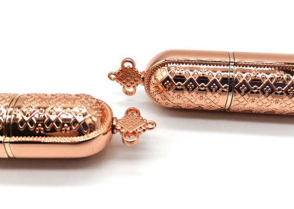OEM Zinc Alloy Metal Die Casting Lipstick Tube with Chinese Knot Design for High-End Beauty Products