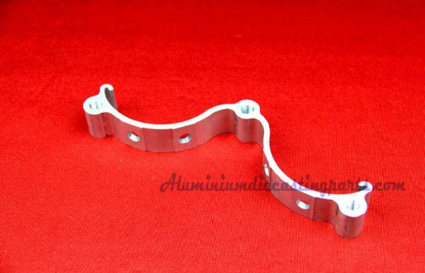 A liga 6063 industrial expulsou perfis do alumínio o entalhe L entalhe de T que com anodiza a oxidação