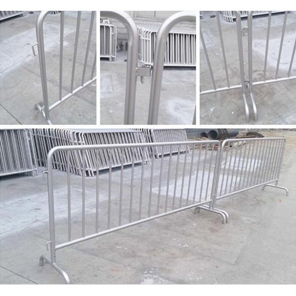 PVC Coated Galvanized Construction Barrier , Stainless Steel Crowd Control Barriers