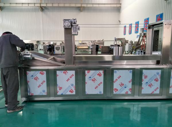 Semi - Automatic  French Fries Processing Line , 1-15mm Industrial Potato Cutter