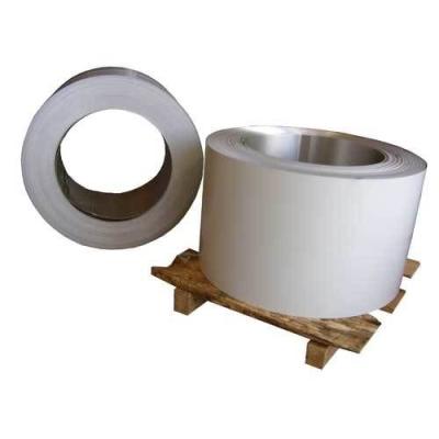 Largeur A1100 0,2-1 mm Épaisseur en aluminium prépeint Coil en aluminium feuille de toiture panneau composite Pour l'utilisation de la gare