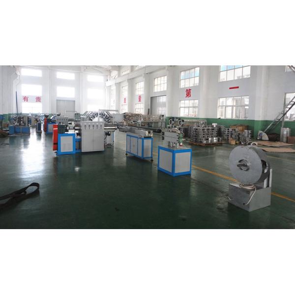 La fibra del PVC que aumentaba la línea de la protuberancia de la manguera/acanaló la cadena de producción del tubo del PVC