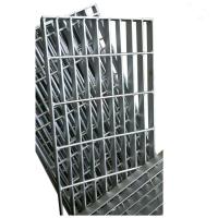 Piso de aço galvanizado drenagem que raspa 302101~302105 para a passagem