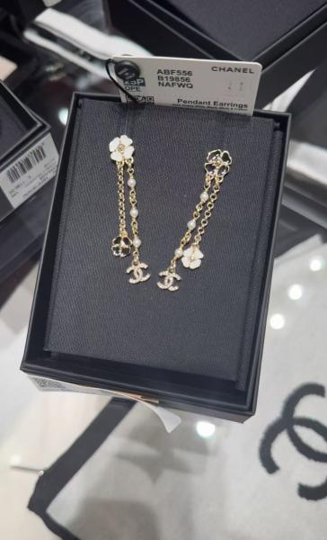 2025P Black White Enamel Mini Clover Camellia Diamond C Pendant Earrings