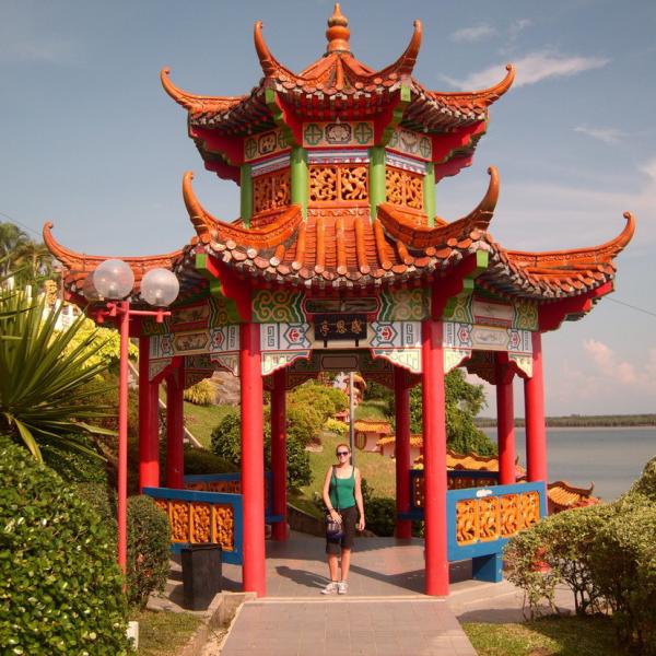 Плитки японских материалов крыши пагоды керамические застекленные