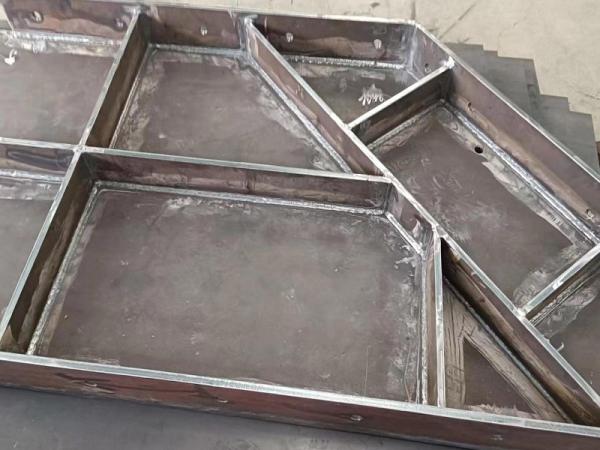 Mining Steel Hopper Rugged Bulk Handling For Harsh Environments