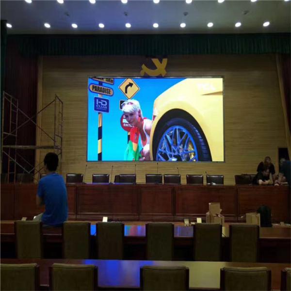 Exhibición llevada a todo color interior Front Service Meeting Wall de P2.5 P3.07