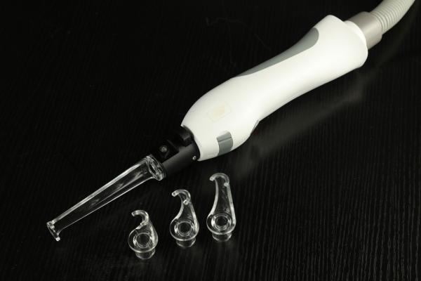 4ns Pulse Mobile Tattoo Removal Machine Nd Yag Laser Close Water Circulation