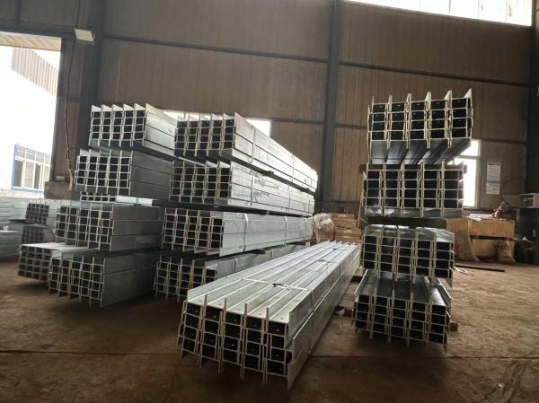 Retaining Wall Support Galvanised Sleeper Posts With Welded Connection Type And Galvanized Finish