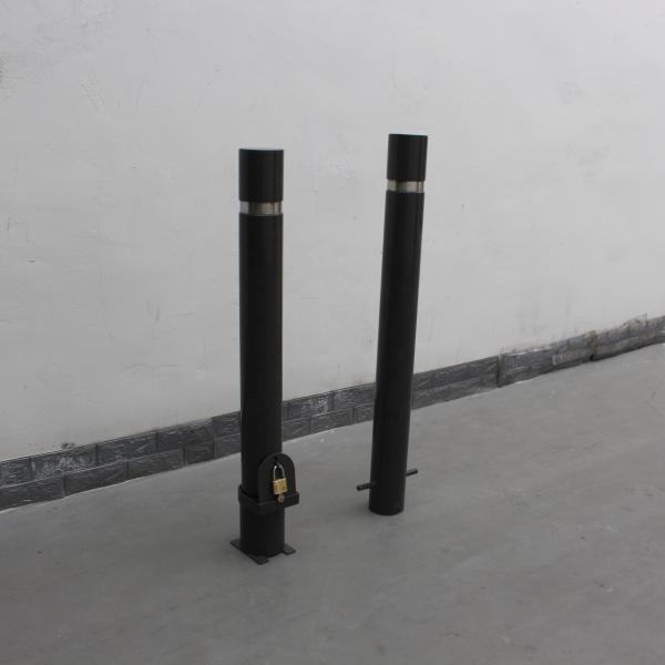 Ground Installation Outdoor Bollard , Flexible Traffic Bollards Removable