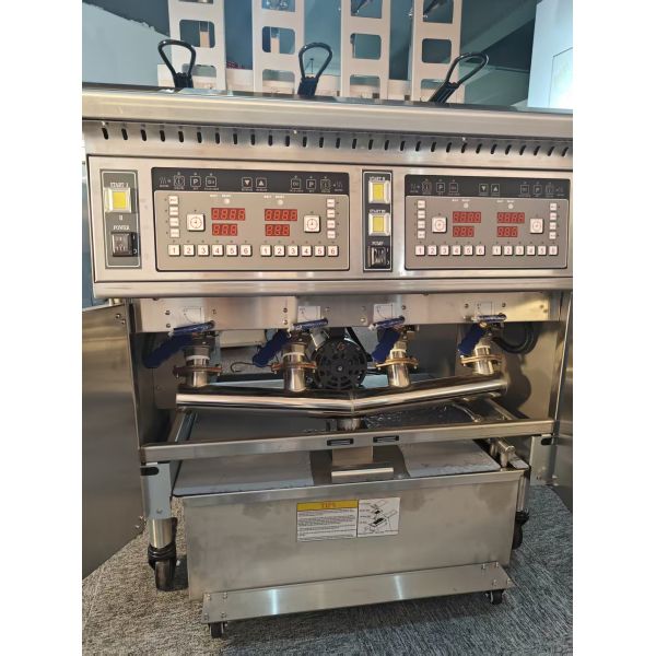 OFE-H413 Auto Lift 4 Pots 4 Baskets Digital Computer Panel With Oil Filter System 28kw Electric&Gas Open Deep Fryer