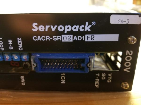 YASKAWA CACR-SR02-AD1-FR |  Movimentação servo 200V   Controlador servo novo original industrial