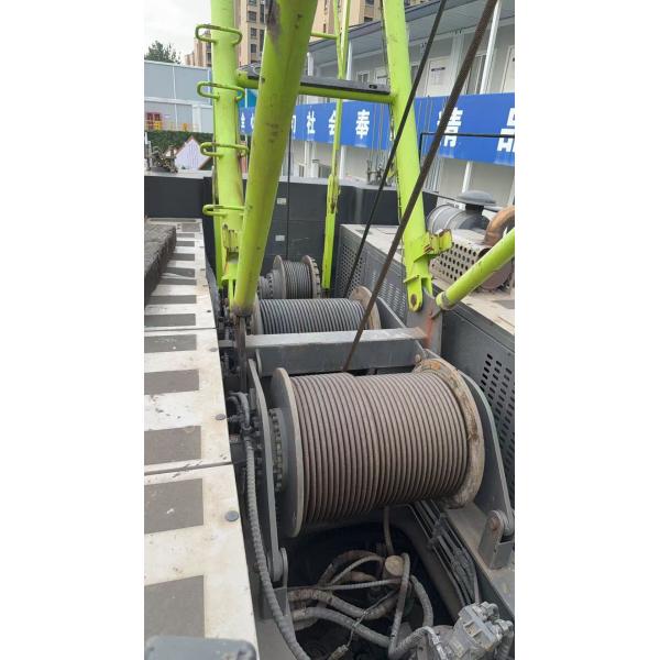 Grúa sobre orugas Zoomlion de 85 toneladas usada en venta a precio especial