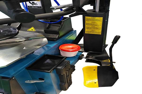 Clamping Jaw Car Tire Changers , Automatic Tire Changing Machine Durable