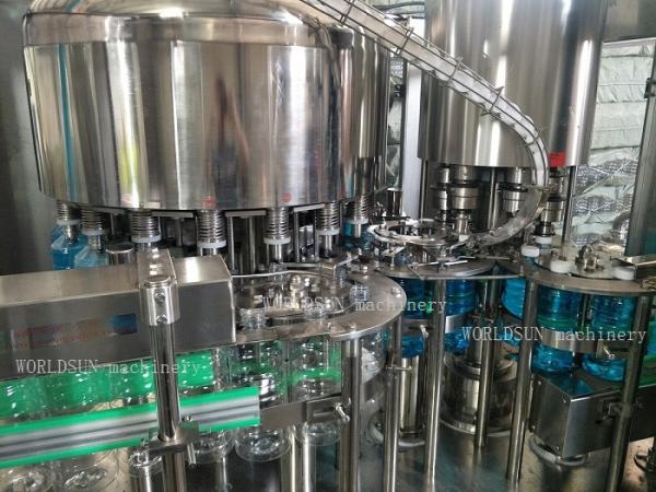 CE SS304 8000-12000BPH Windshield Washer Fluid bottle Filling Equipment capping machine