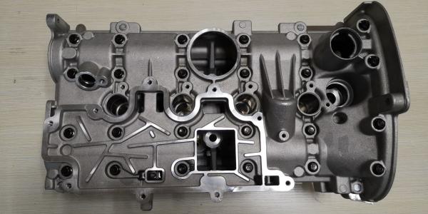 K4M Cylinder Head 8200307580 7701473353 for Renault MEGANE