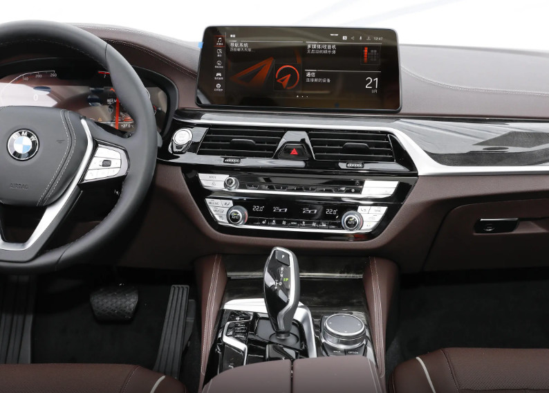 Версия 525Li роскошная RWD 135 8 серии 2022 BMW 5 НА большом используемом седане автомобиля новом и