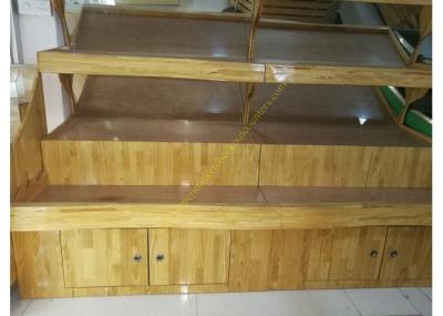 Convenient Store Wooden Retail Display Stand / Wooden Display Shelf