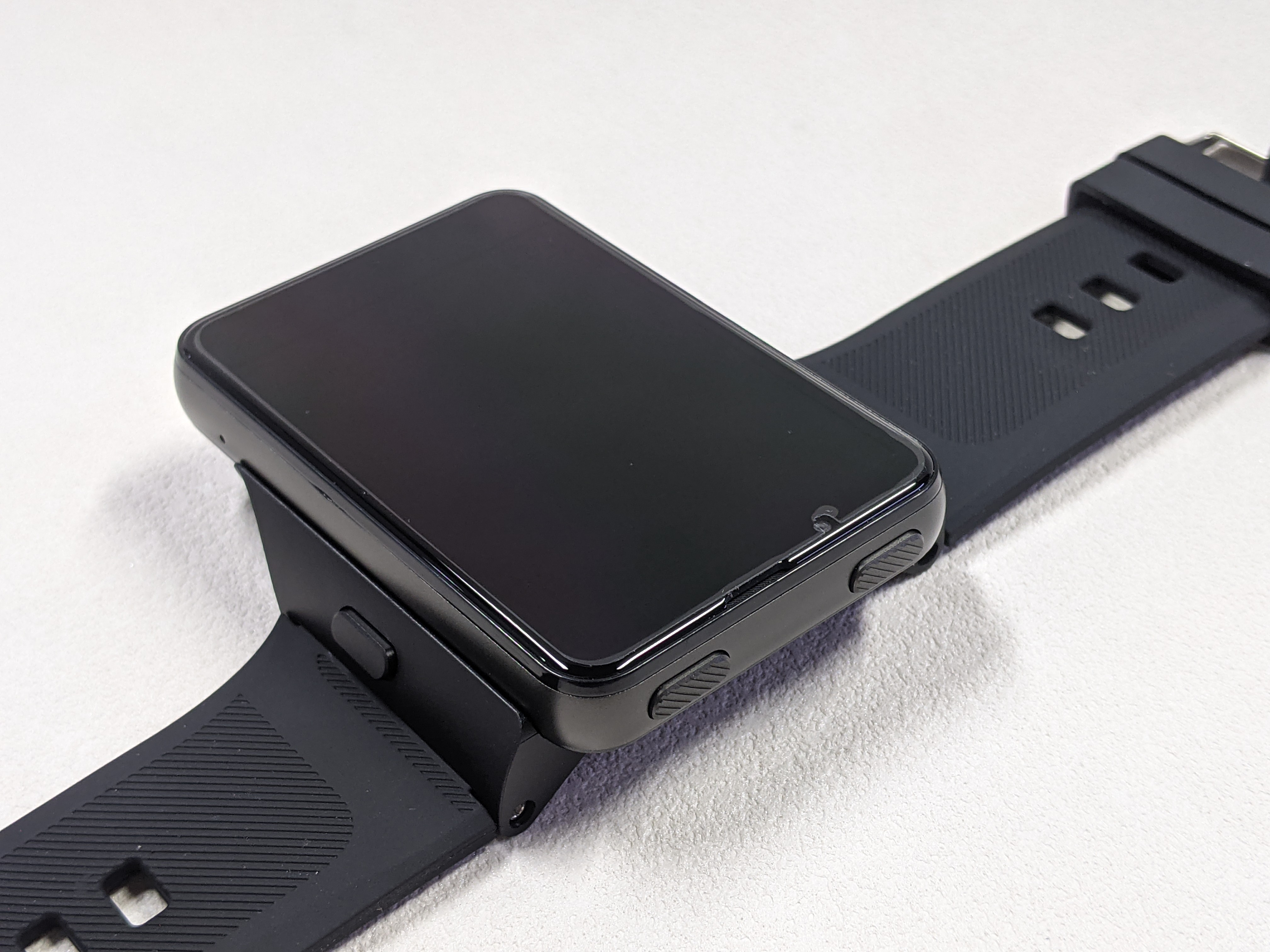 4G 5G Smart Watch with Virtual QWERTY Keyboard Dual Side Keys and 2300mAh Battery