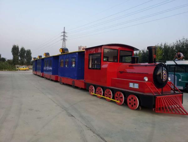 Locomotive Design Meal Car Lounge Area and Emergency Brakes with Special Amenities
