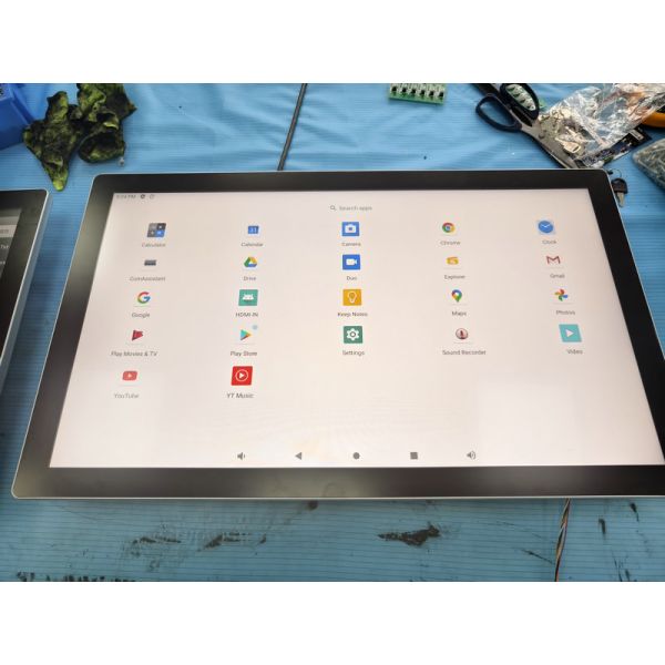 Monitor LCD para exteriores de 27 pulgadas, 1500 nits, con clasificación IP65, señalización digital a prueba de agua para uso industrial