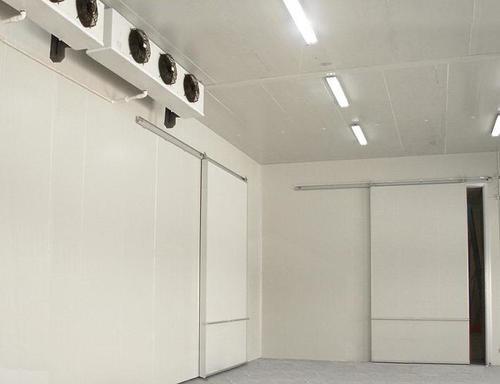 Customized Sandwich Panel Walk In Cool Room 0.8mm 1.0mm Steel Commercial Cold Rooms