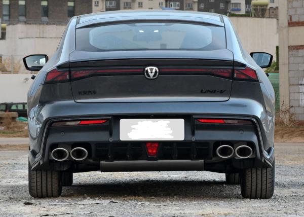 233HP L4 Gasoline Changan Automobile Changan UNI-V 2022 2.0T Speed Version