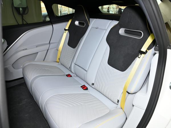 SUV Estrutura Elétrica Avatr11 2022 Long-Range Dual Motor Versão de 5 lugares 230kw