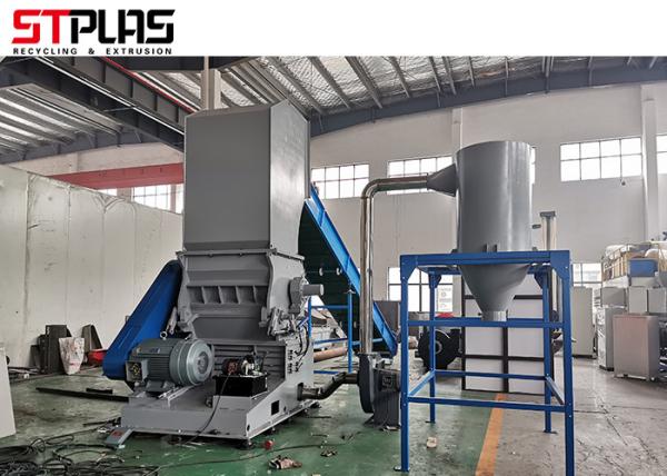 As tubulações frágeis do PVC da água que esmagam o plástico 90kw desperdiçam o moedor