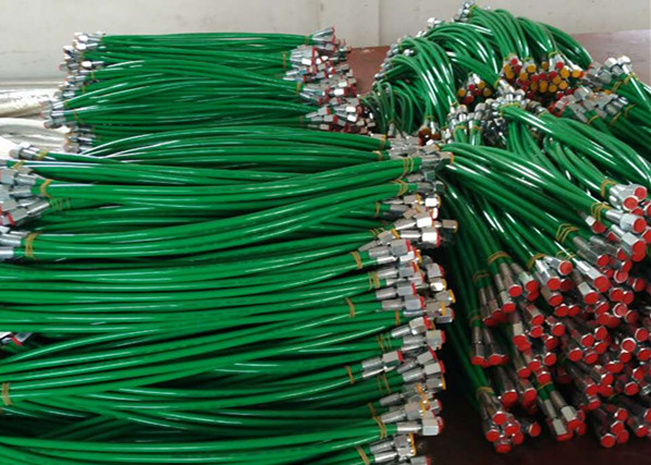 Шланг теста давления гибкого коллектора системы впрыска топлива ПУ ПА11 высокий, 3мм * 7мм