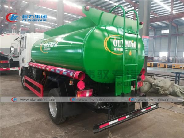 Caminhão de petroleiro da gasolina da condução à direita 5000L de Howo 160hp