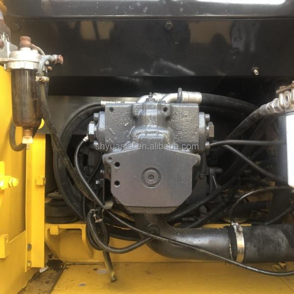 20253 kg Poids de fonctionnement Excavateur Komatsu PC200-7 utilisé avec soupape hydraulique d'origine