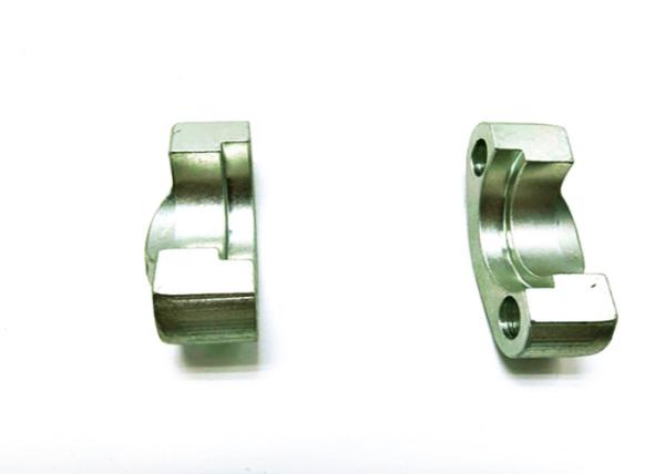 O aço carbono hidráulico do código 61 de SAE Split Flange Halves Clamp flangeou os encaixes